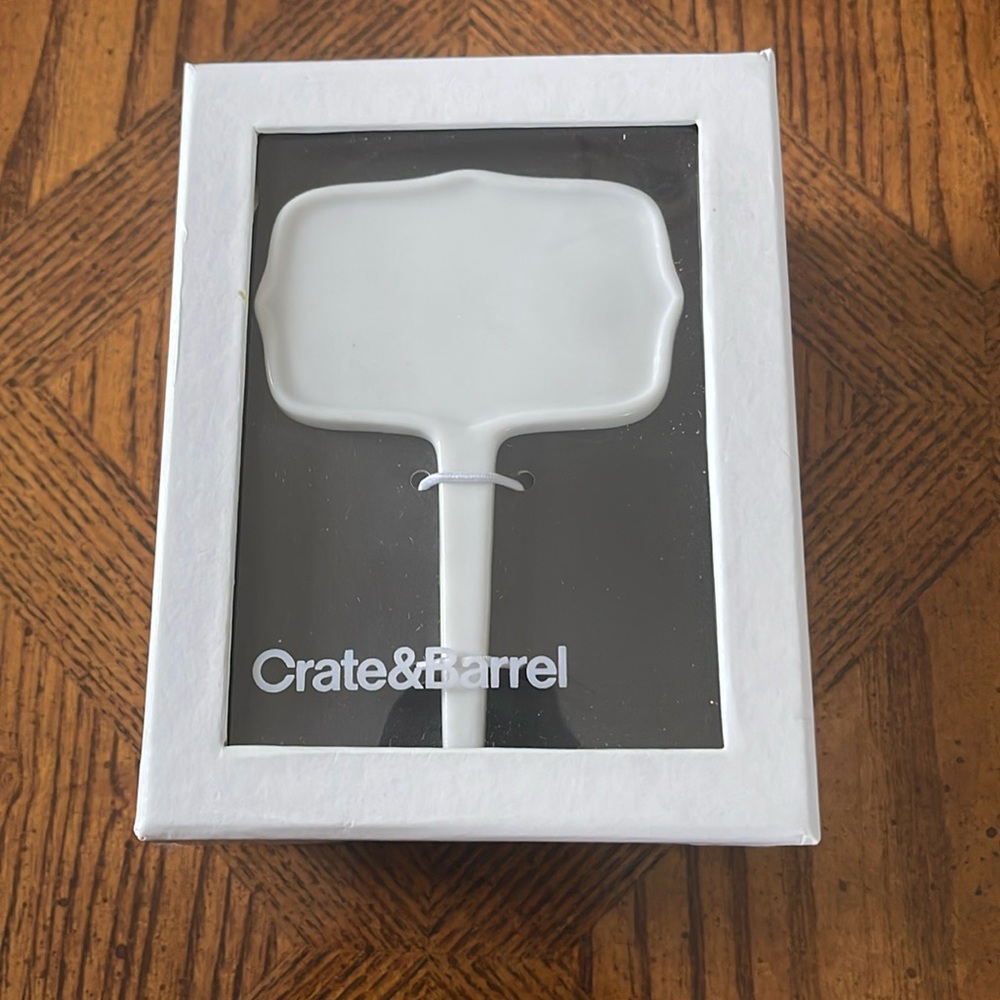 NWOT Ceramic cheese markers 🧀